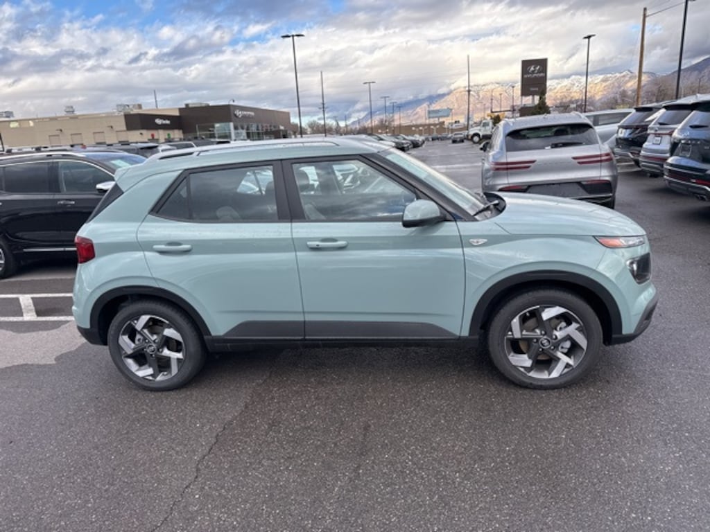 Used 2026 Hyundai Venue SEL SUV