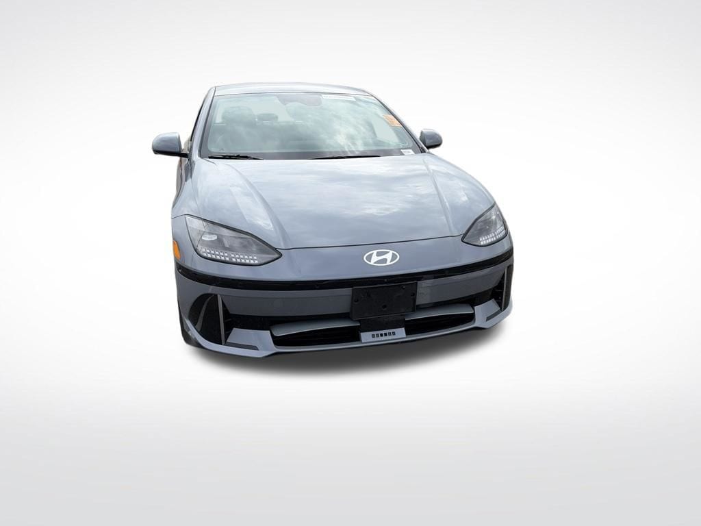 2023 Hyundai IONIQ 6 Limited - Photo 8