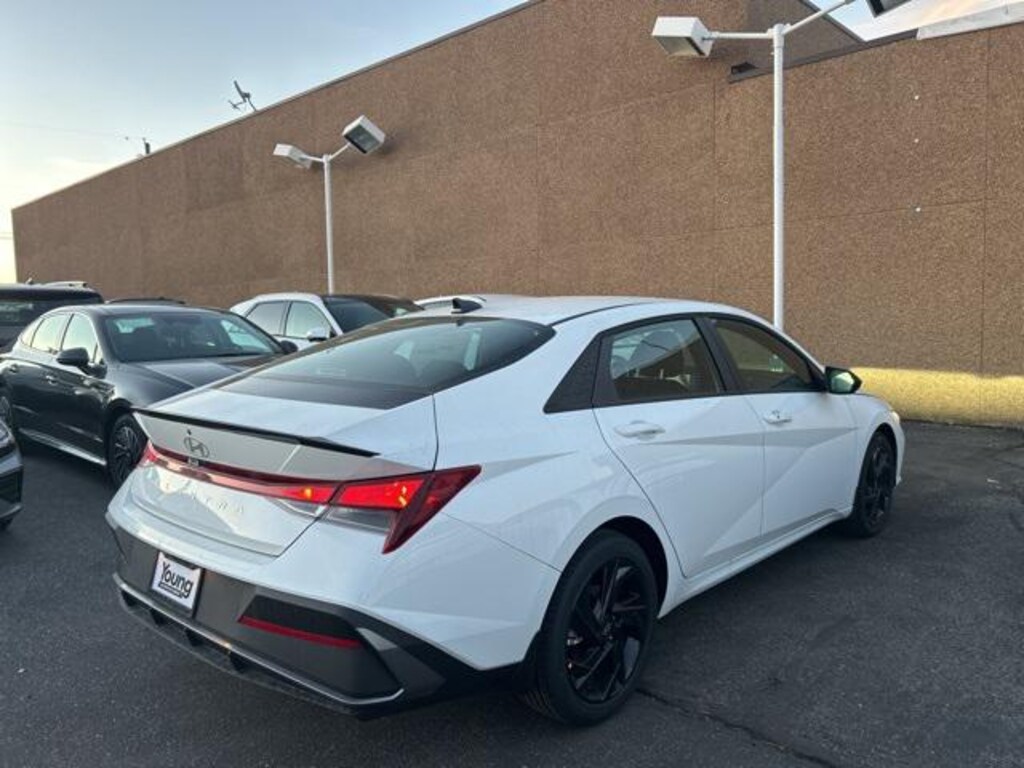 New 2026 Hyundai Elantra SEL Sport Sedan