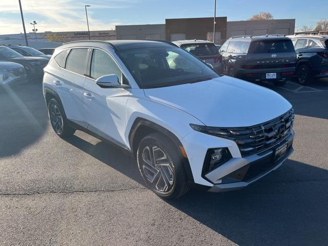 2025 Hyundai Tucson Hybrid Limited photo 3