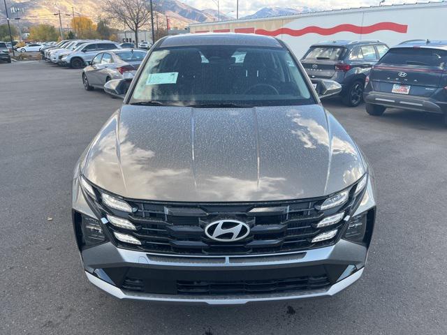 2026 Hyundai Tucson Hybrid Blue photo 2