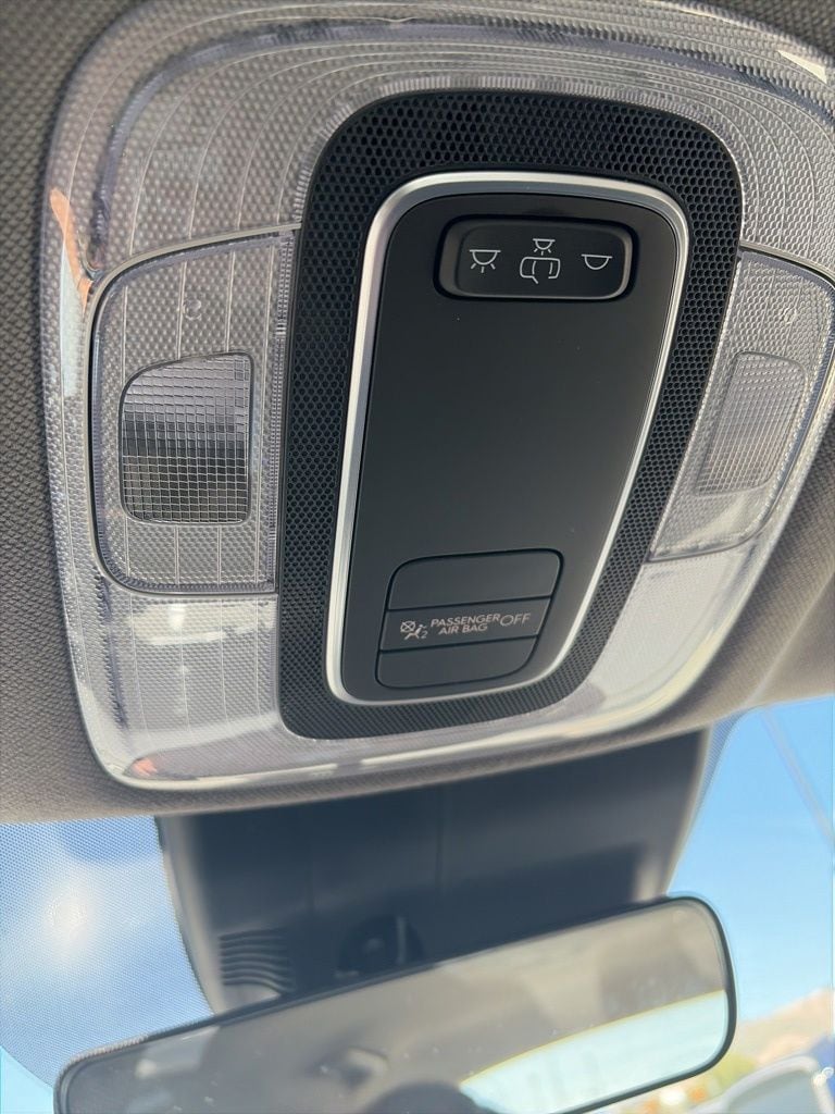 2025 Hyundai Elantra SEL - Photo 25