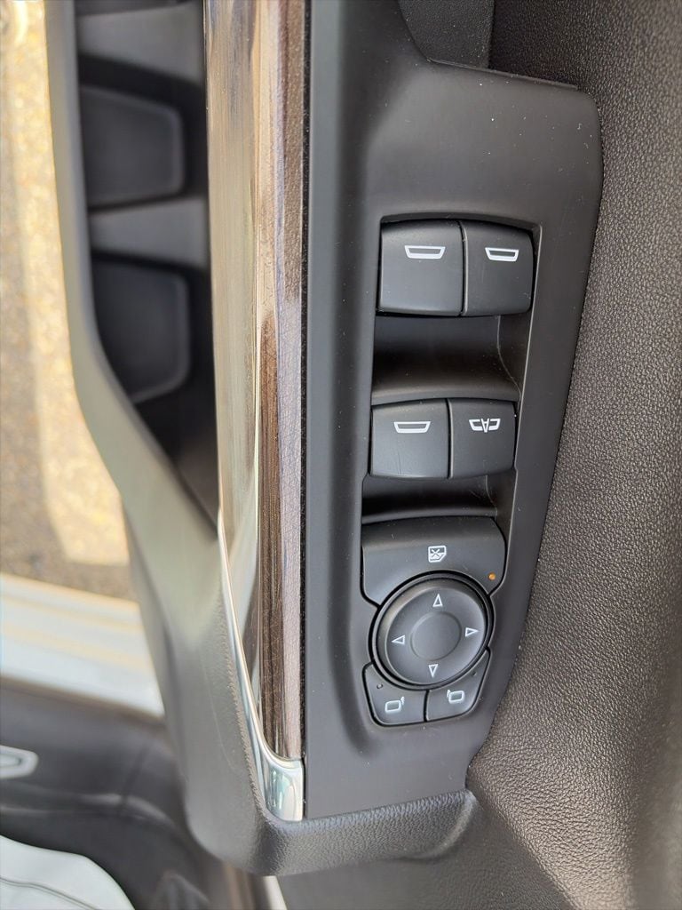 2021 Chevrolet Silverado 1500 LT - Photo 11