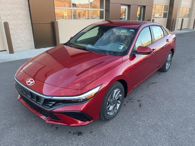 2026 Hyundai Elantra Blue's photo