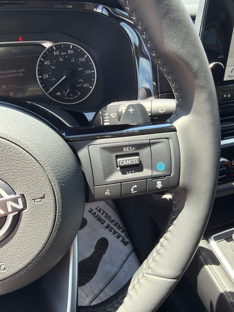 2025 Nissan Pathfinder SL - Photo 14