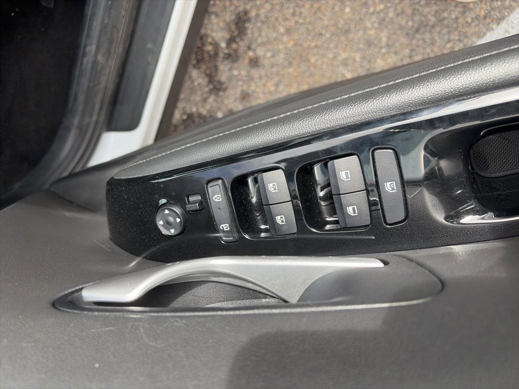 2022 Hyundai Tucson Limited - Photo 10