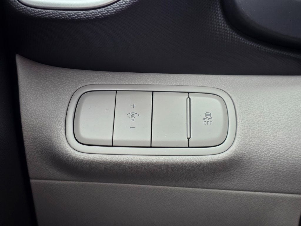 2026 Hyundai Venue SEL - Photo 24