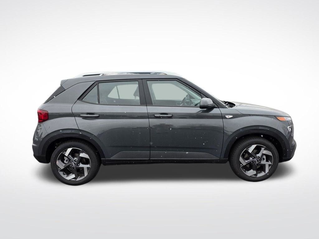 Used 2026 Hyundai Venue SEL SUV