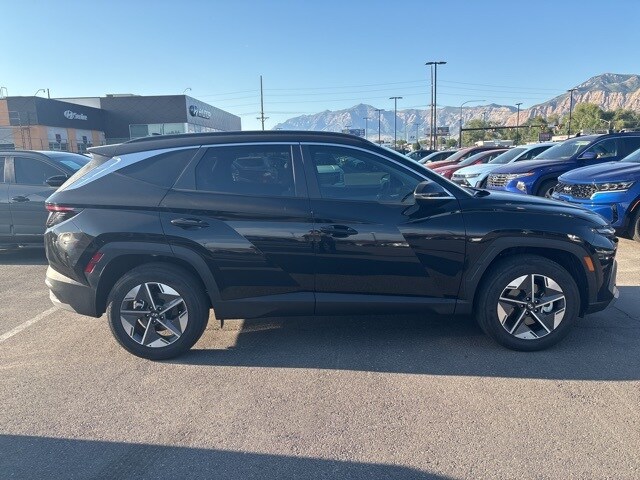 2025 Hyundai Tucson SEL Convenience photo 4