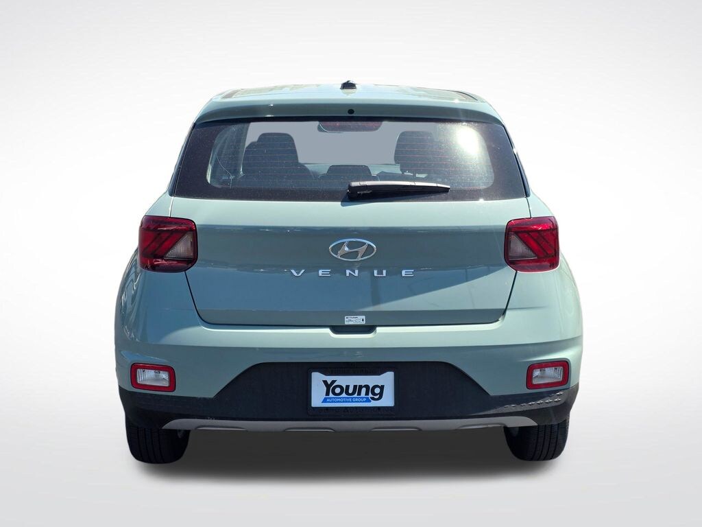Used 2026 Hyundai Venue SE SUV