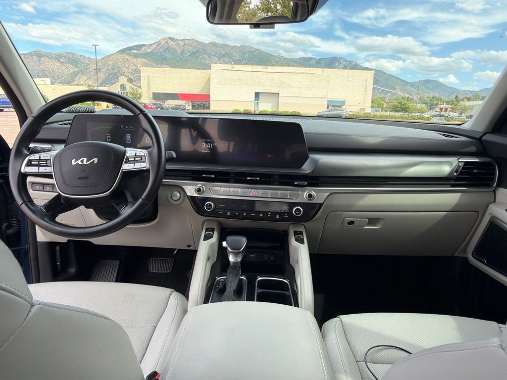 2024 Kia Telluride S - Photo 24