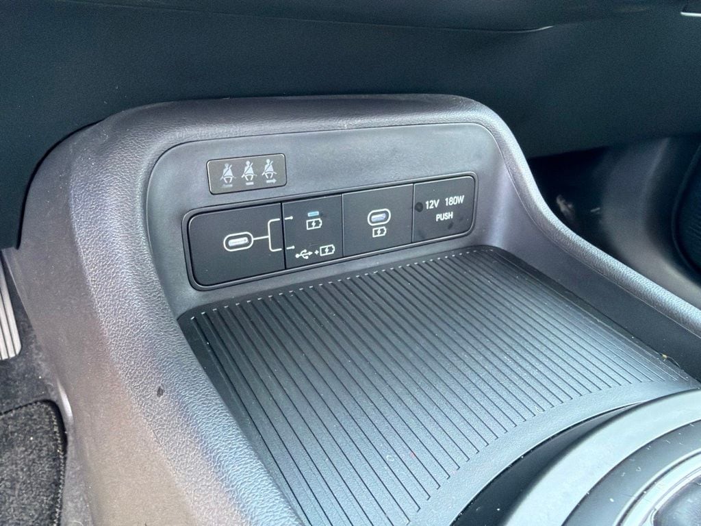2026 Hyundai Kona SE - Photo 17