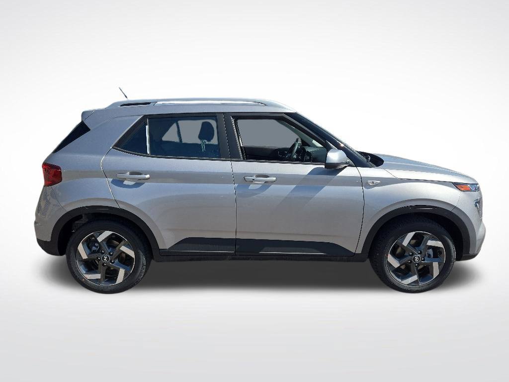 Used 2026 Hyundai Venue SEL SUV
