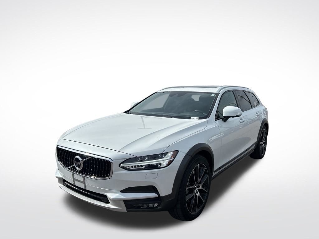 2020 Volvo V90 Cross Country T6 AWD's photo