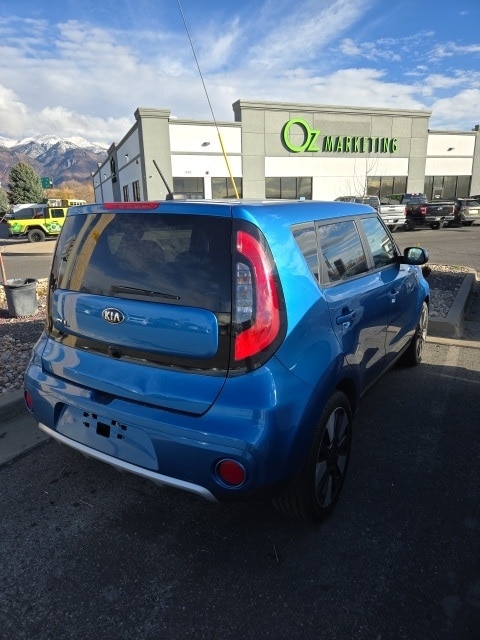 2017 Kia Soul Plus photo 3