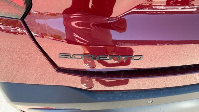 2025 Kia Sorento X-Line SX - Photo 10