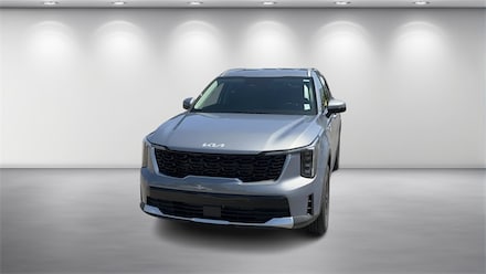 2025 Kia Sorento S SUV