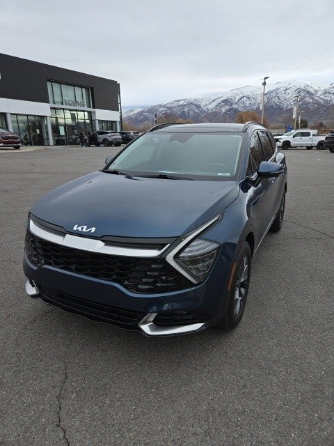 2023 Kia Sportage Hybrid photo 2