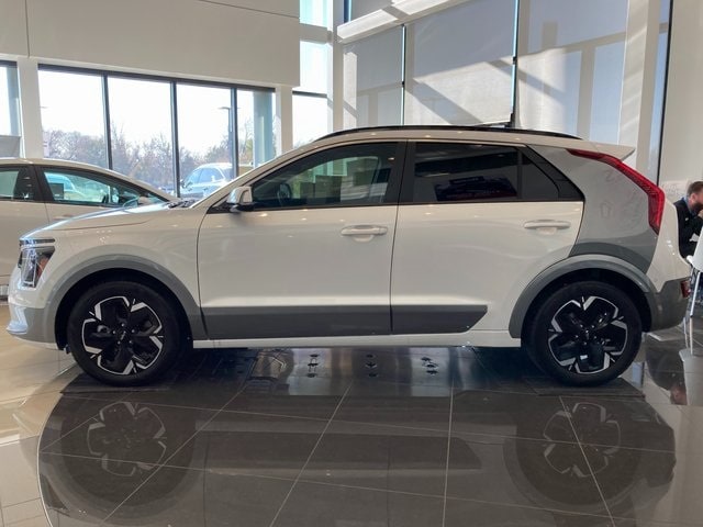 Certified 2023 Kia Niro Wave with VIN KNDCT3L13P5016538 for sale in Layton, UT