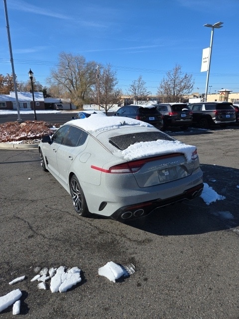 2022 Kia Stinger GT-Line photo 3