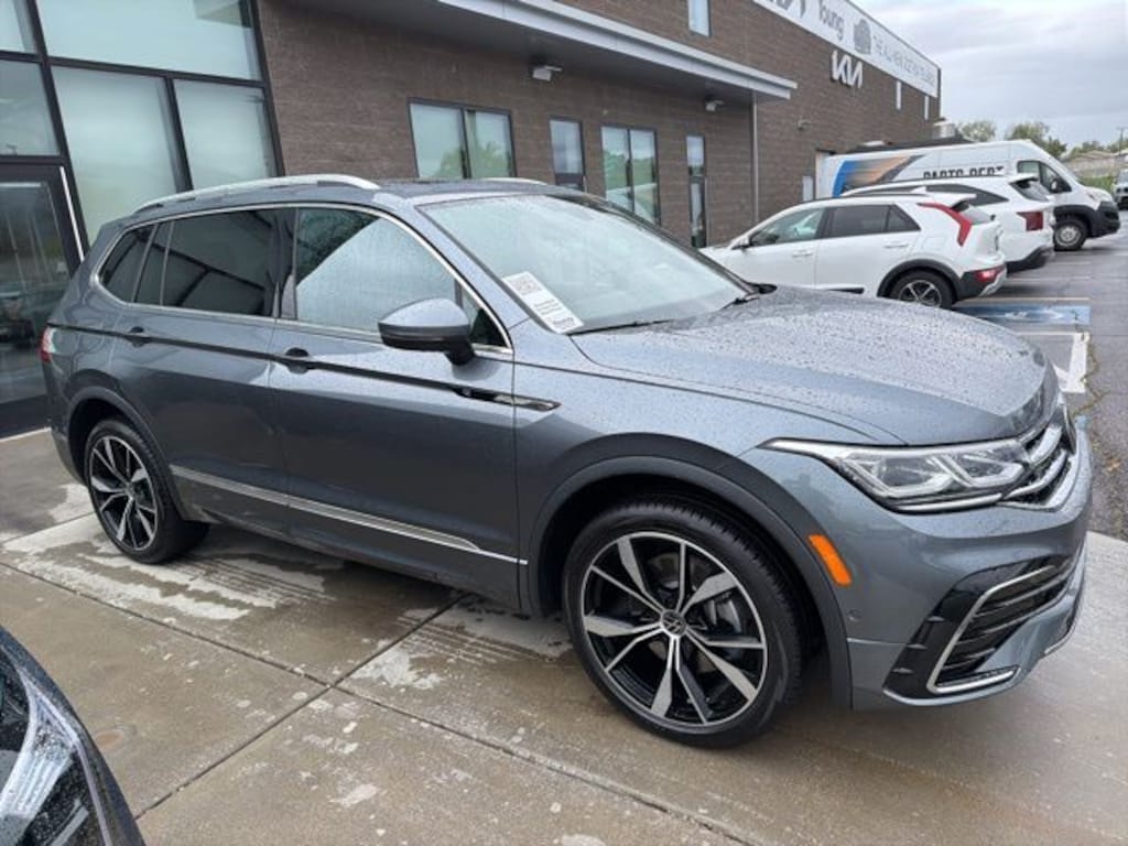 Used 2023 Volkswagen Tiguan 2.0T SEL R-Line SUV
