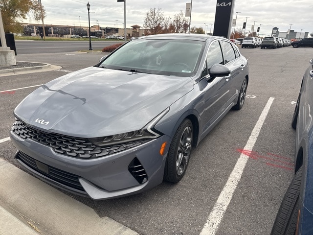 2022 Kia K5 EX