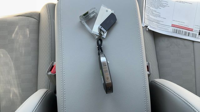 2025 Kia Sorento X-Line SX - Photo 30