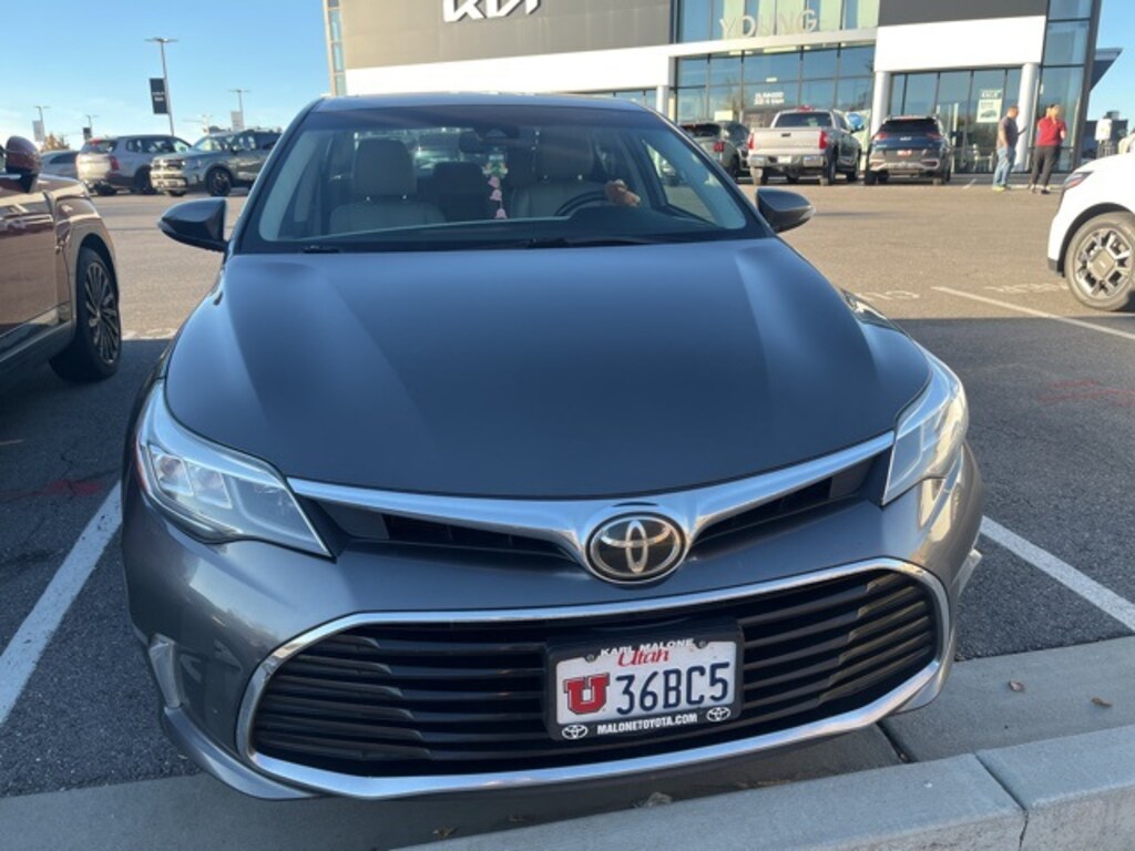 Used 2018 Toyota Avalon Sedan