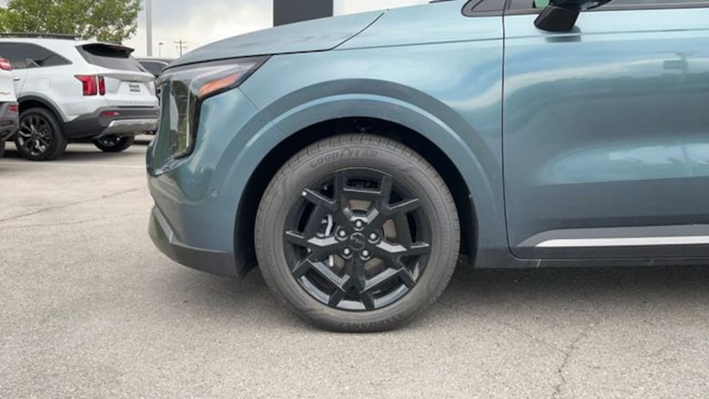 New 2025 Kia Carnival SX Prestige MPV