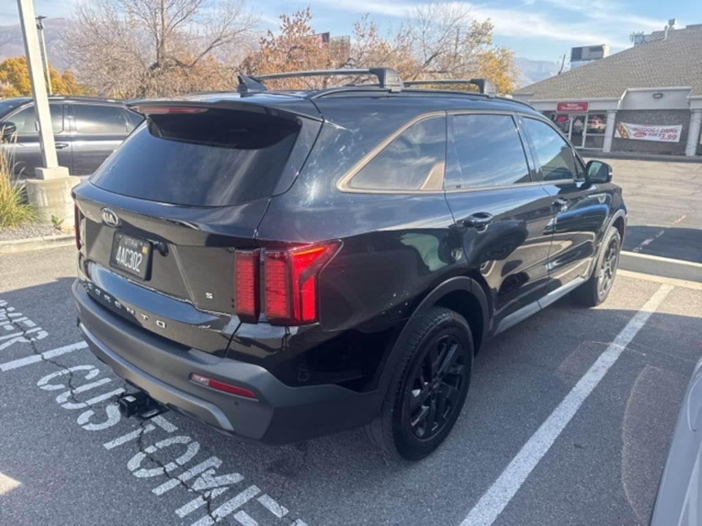 Used 2021 Kia Sorento S SUV