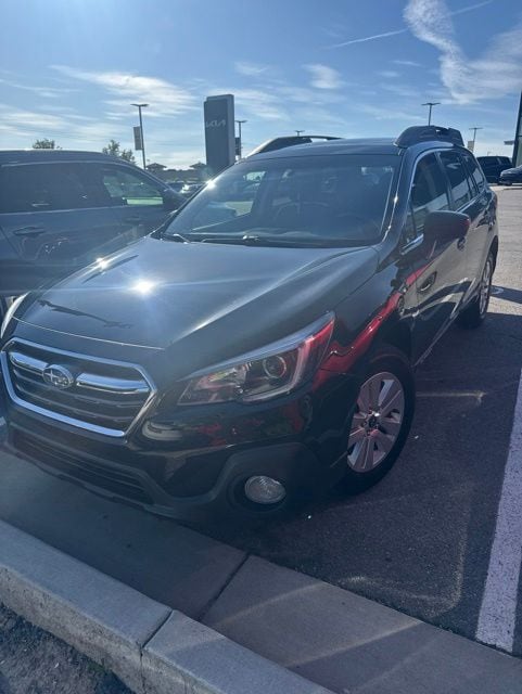 2018 Subaru Outback 2.5i Premium's photo