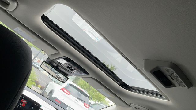 2025 Kia Carnival SX Prestige - Photo 27