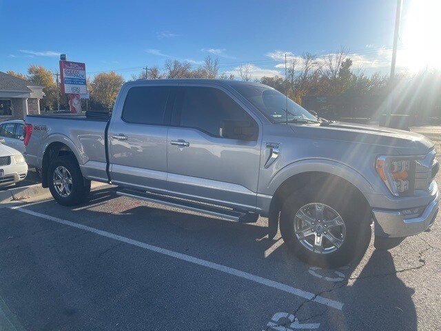 2022 Ford F-150 XLT photo 2