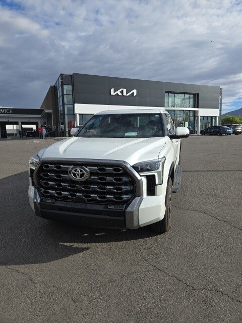2024 Toyota Tundra Platinum photo 2