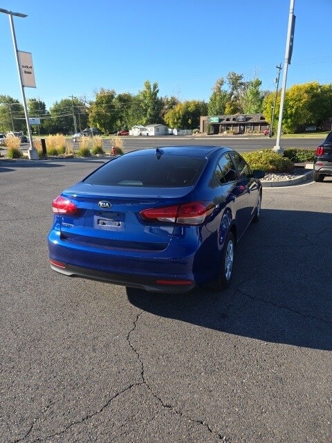2018 Kia Forte LX photo 4