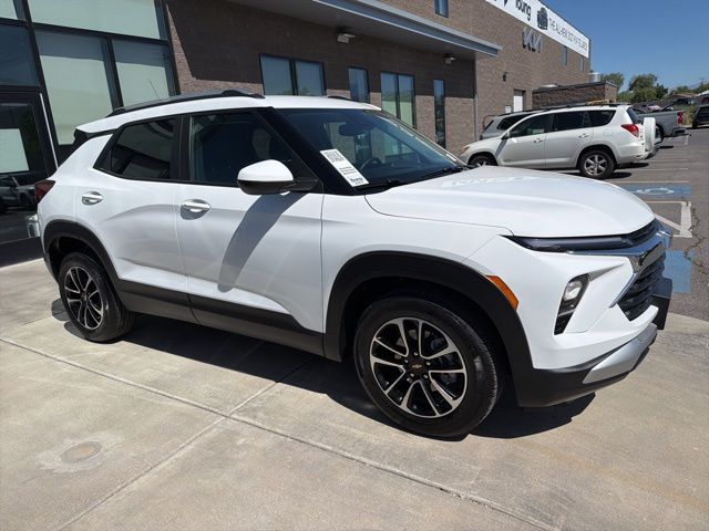 2024 Chevrolet Trailblazer LT's photo