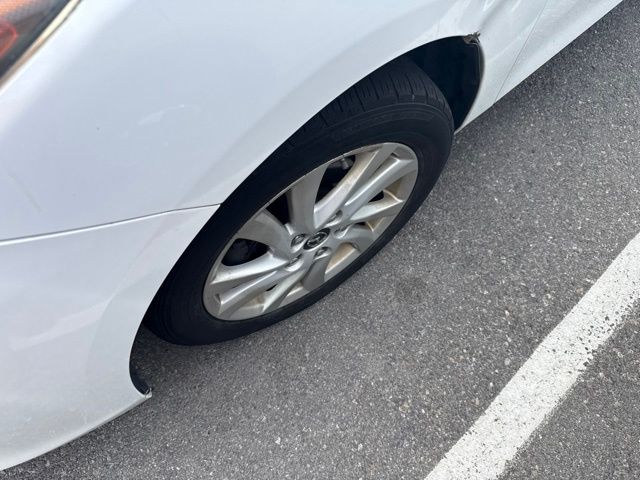Used 2013 Mazda MAZDA3 i Touring with VIN JM1BL1V7XD1707764 for sale in Layton, UT