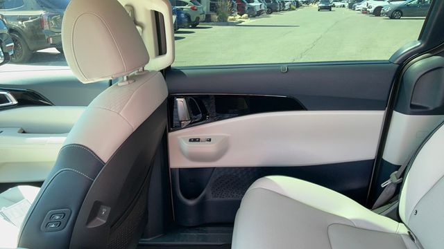 2026 Kia Carnival SX Prestige - Photo 5