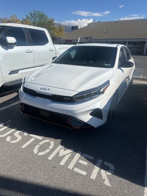 2023 Kia Forte GT photo 4