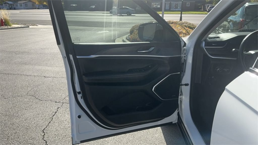 Used 2021 Jeep Grand Cherokee L Limited SUV