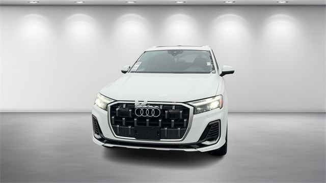 2025 Audi Q7 Premium Plus's photo