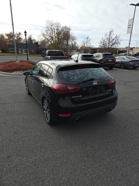 2017 Kia Forte SX photo 3