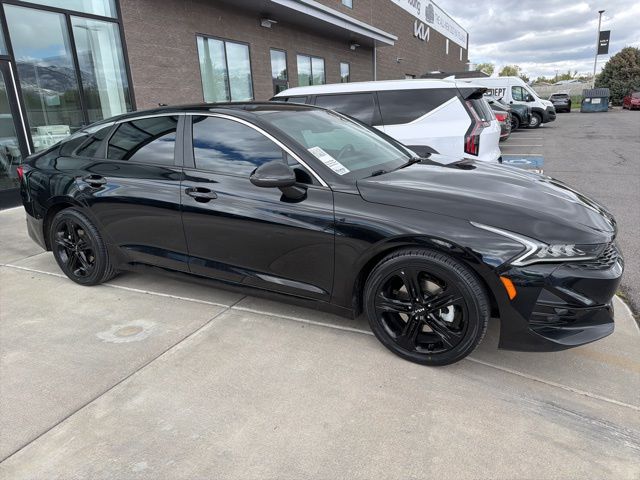 2022 Kia K5 Sedan 