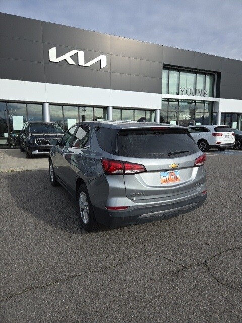 2024 Chevrolet Equinox LT photo 3