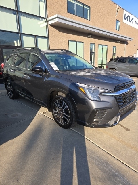 2024 Subaru Ascent Touring's photo