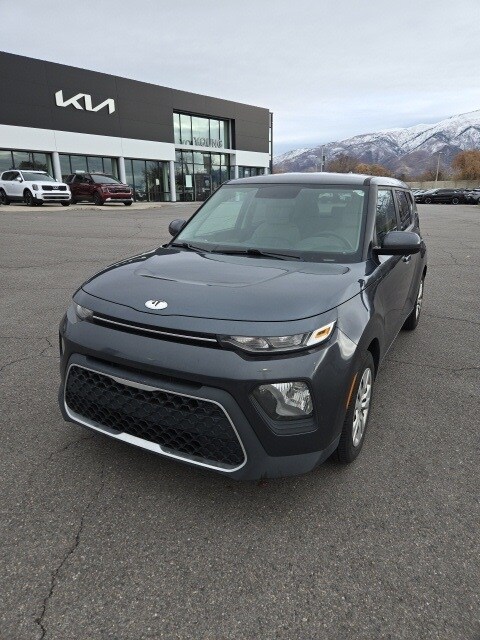 2020 Kia Soul LX photo 2