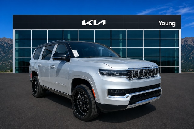 2023 Jeep Grand Wagoneer SUV 