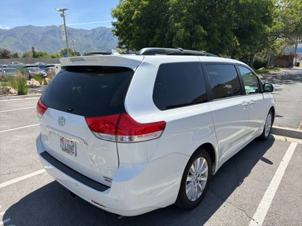 Used 2013 Toyota Sienna Limited Van