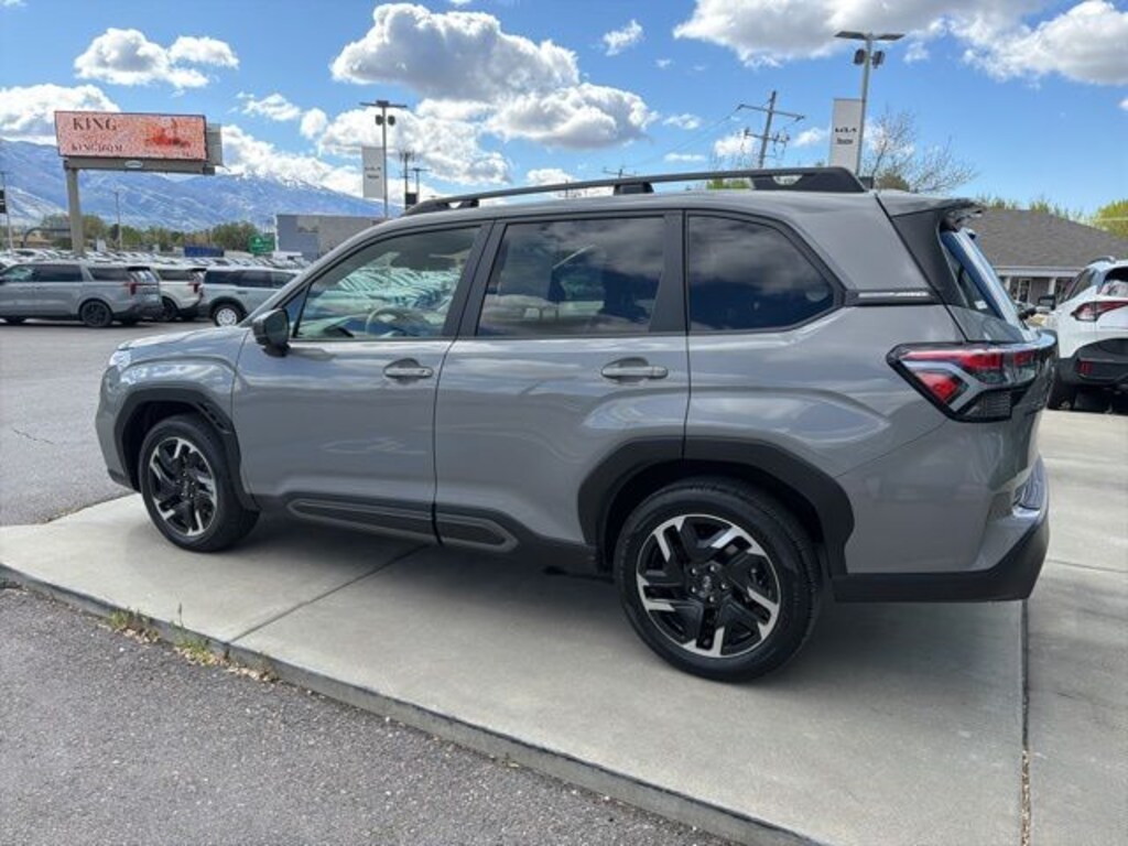 Used 2025 Subaru Forester Limited SUV