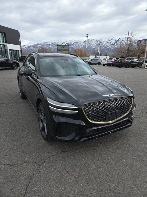 2023 GENESIS GV70 Standard